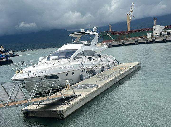 Embarcação BIG HUG III - INTERMARINE 75 FLYBRIDGE 2012
