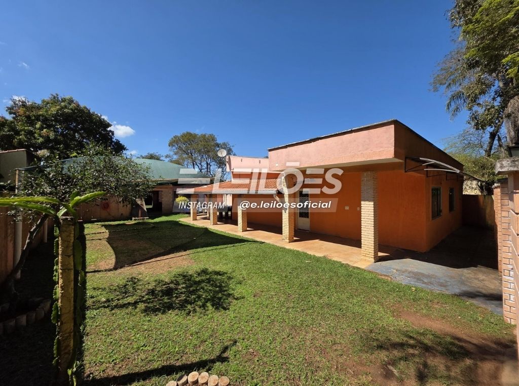 Casa de veraneio em Avaré - E-Leilões