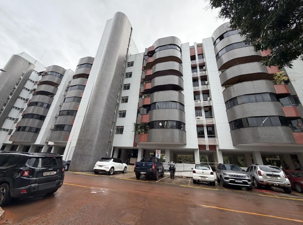 Apartamento de 152,54 m² — Asa Sul - Leilão em Brasília - E-Leilões