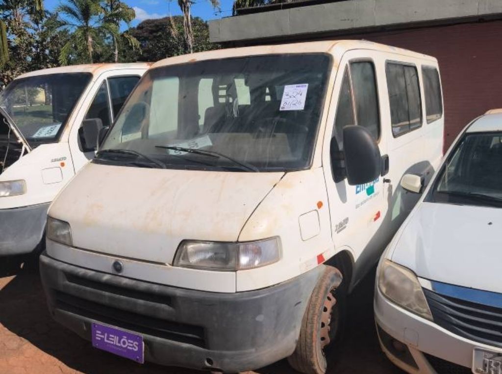 Fiat Ducato Minibus 2004 - Leilão da Embrapa - E-leiões
